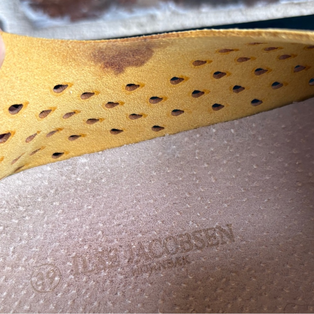 Ilse Jacobsen Hornbaek Tulip Gold Suede Perforated Slip-On Sneakers Size EU 39 - Picture 14 of 15